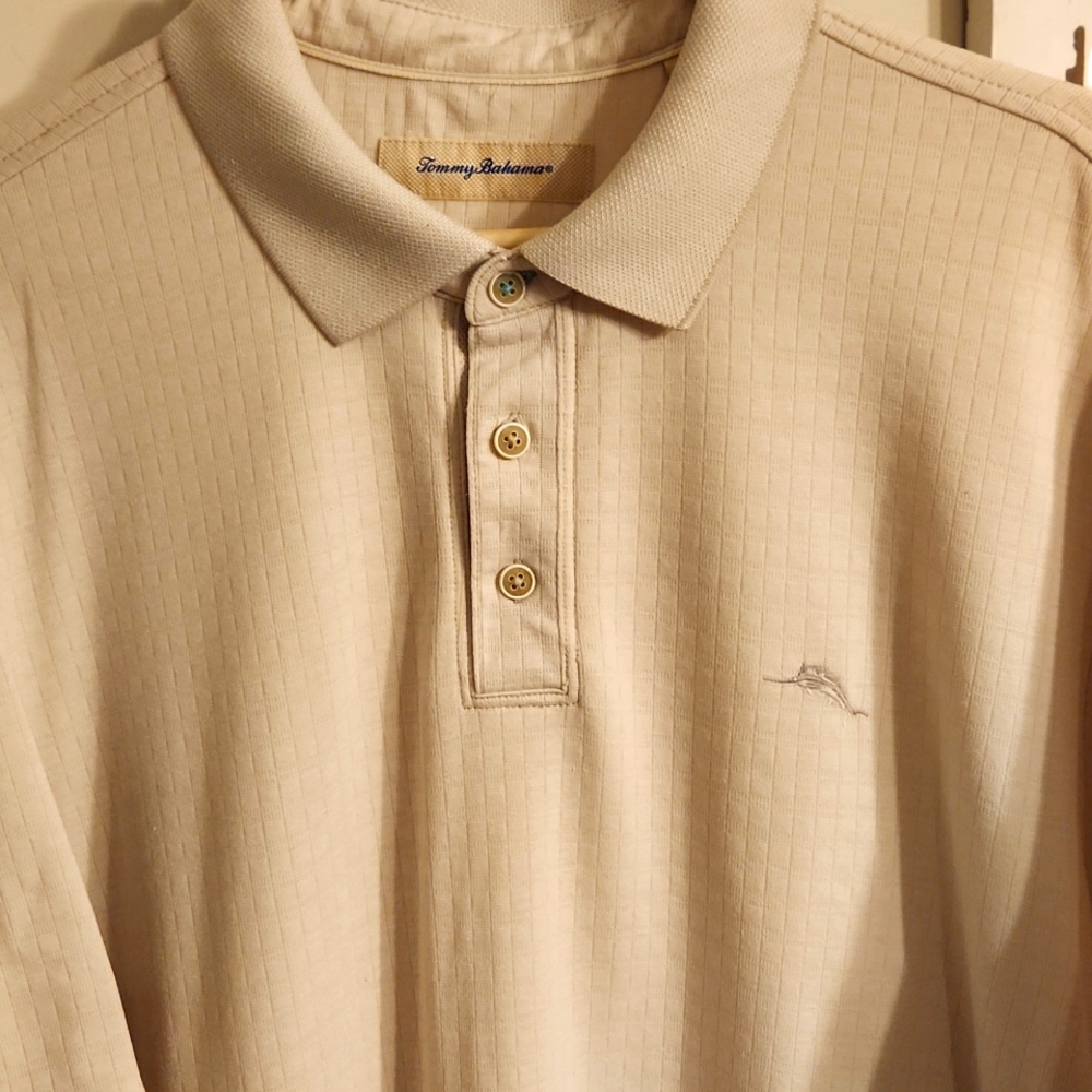 Tommy Bahama short sleeve collared polo shirt - Picture 2 of 8